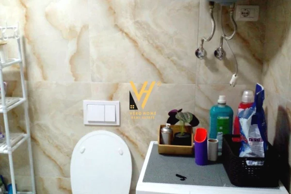 Shtepi me qera Apartament ne Tirane, 2+1, Mobilimi E mobiluar, Pagesa 730  Euro.