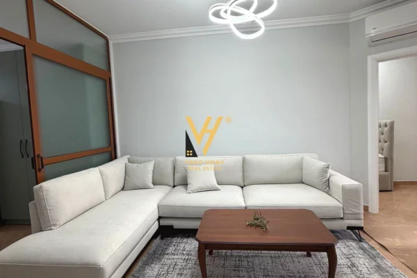 Shtepi me qera 2+1 ne Tirane - 80,000 Leke