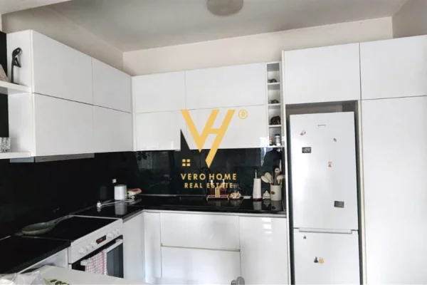 Shtepi me qera 2+1 ne Tirane - 50,000 Leke