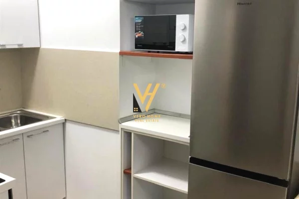 Shtepi me qera 1+1 ne Tirane - 70,000 Leke