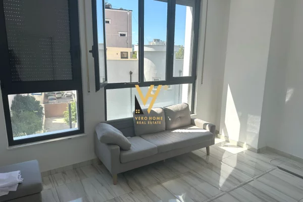 JEPET ZYRE 134 M2 ME QIRA TE ALI DEMI 650 EURO