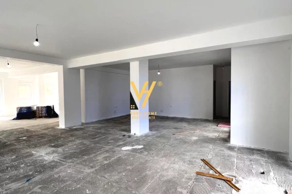 JEPET AMBIENT BIZNESI 216 M2 ME QERA TE RESIDENCA KAIMI 3.000 EURO