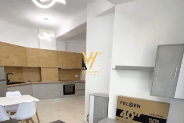 Shtepi me qera Apartament ne Tirane, 2+1, Mobilimi E mobiluar, Pagesa 570  Euro.