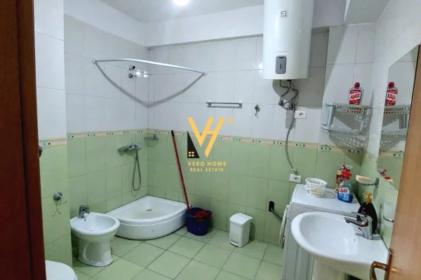 Shtepi me qera Apartament ne Tirane, 2+1, Mobilimi E mobiluar, Pagesa 60,000  Leke.