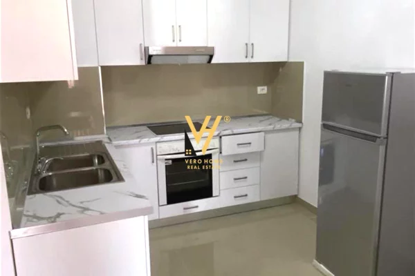 Shtepi me qera 1+1 ne Tirane - 400 Euro