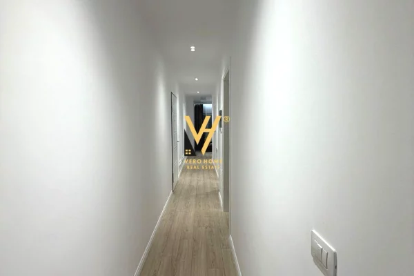 Shtepi me qera Apartament ne Tirane, 2+1, Mobilimi E mobiluar, Pagesa 1,000  Euro.