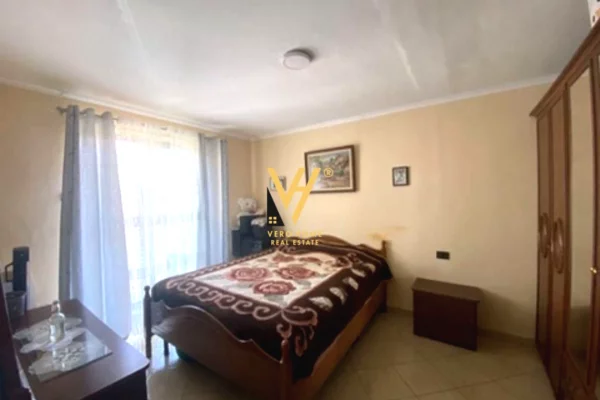 Shtepi ne shitje Apartament ne Tirane, 1+1, Mobilimi E mobiluar, Pagesa 7,500,000  Leke.