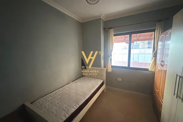 JEPET AMBIENT BIZNESI 117 M2 ME QERA NE ASTIR 70.000 LEKE