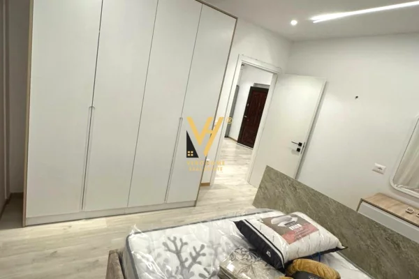 Shtepi me qera 1+1 ne Tirane - 70,000 Leke