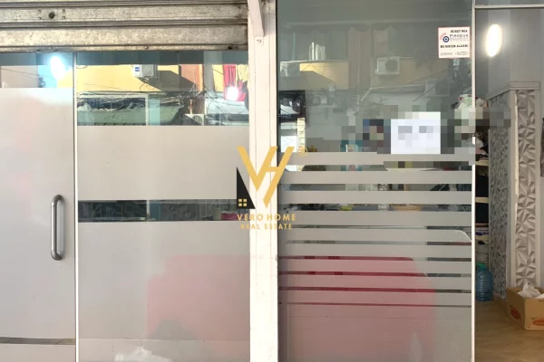 Ambient biznesi me qera 1+1 ne Tirane - 40,000 Leke