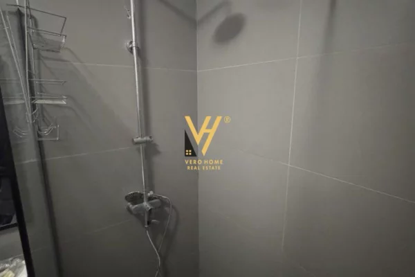 Shtepi me qera Apartament ne Tirane, 2+1, Mobilimi E mobiluar, Pagesa 80,000  Leke.