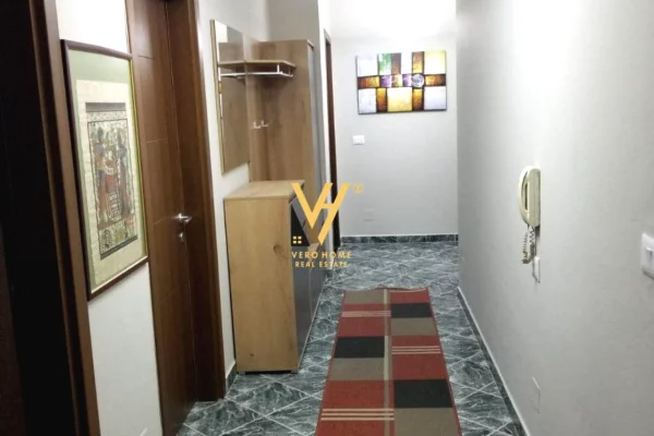 Shtepi me qera Apartament ne Tirane, 2+1, Mobilimi E mobiluar, Pagesa 60,000  Leke.