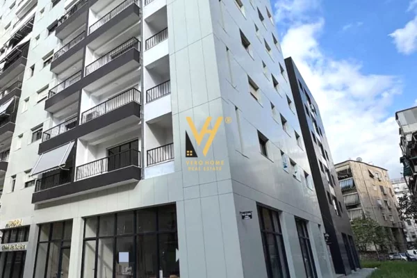 Ambient biznesi me qera 1+1 ne Tirane - 2,500 Euro