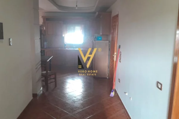 Shtepi me qera 3+1 ne Tirane - 45,000 Leke