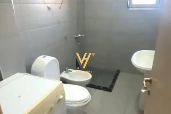 Shtepi me qera 1+1 ne Tirane - 50,000 Leke