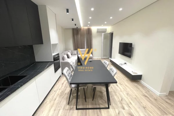 Shtepi me qera 2+1 ne Tirane - 60,000 Leke