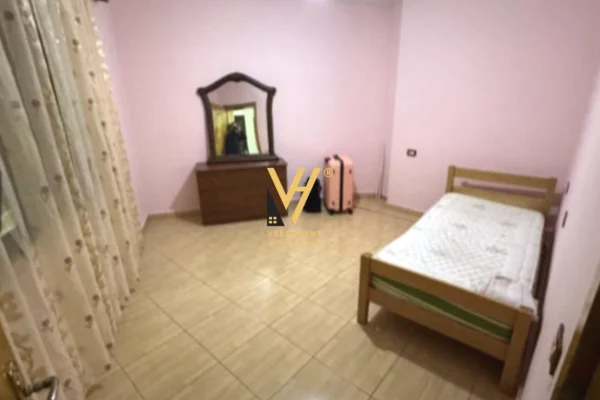 Shtepi me qera Apartament ne Tirane, 2+1, Mobilimi E mobiluar, Pagesa 45,000  Leke.