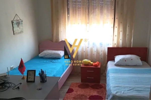 Shtepi me qera 2+1 ne Tirane - 700 Euro
