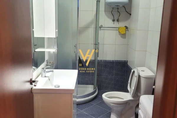 Shtepi ne shitje Apartament ne Tirane, 1+1, Mobilimi E mobiluar, Pagesa 167,000  Euro.