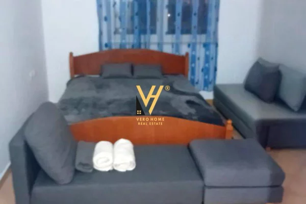 Shtepi me qera 1+1 ne Tirane - 72,000 Leke