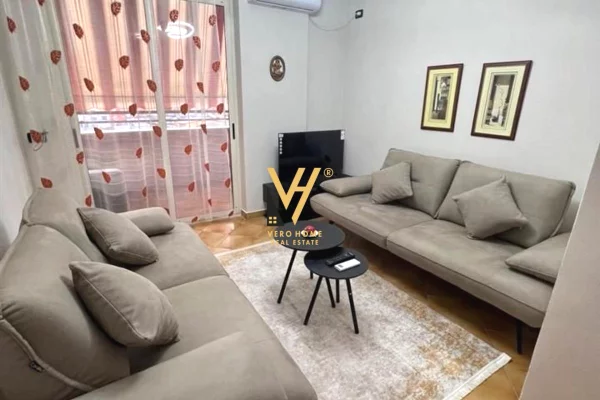 Shtepi me qera 1+1 ne Tirane - 65,000 Leke
