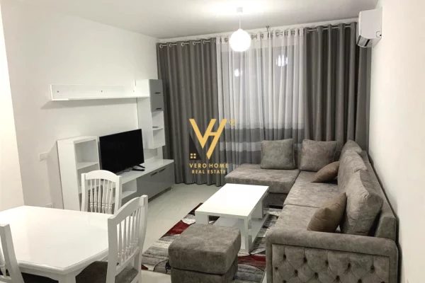 Shtepi me qera 2+1 ne Tirane - 700 Euro