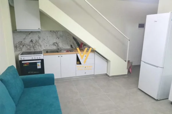 Shtepi me qera 1+1 ne Tirane - 40,000 Leke
