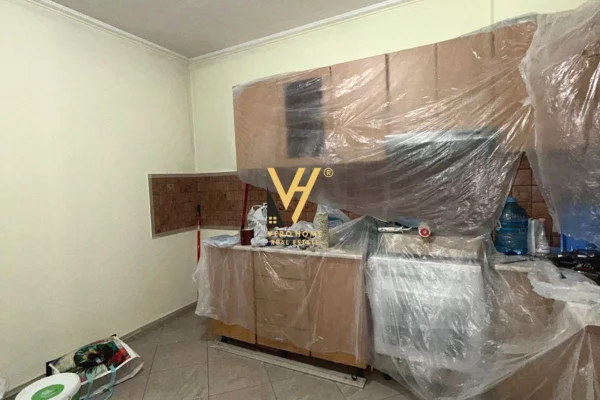 House for Rent 1+1 in Tirana - 65,000 Leke