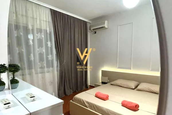 Shtepi me qera Apartament ne Tirane, 2+1, Mobilimi E mobiluar, Pagesa 75,000  Leke.