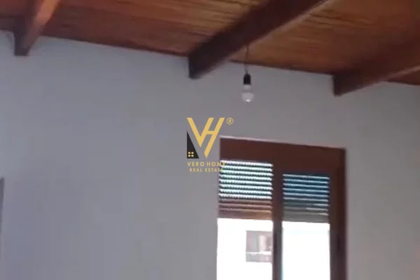 Casa in vendita 4+1 a Kavaja - 140,000 Euro