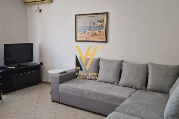 Shtepi me qera 2+1 ne Tirane - 65,000 Leke