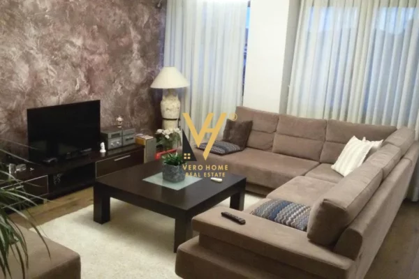 Shtepi me qera 2+1 ne Tirane - 80,000 Leke