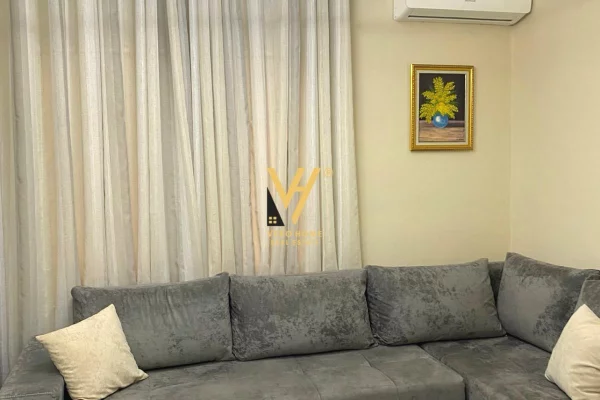 Shtepi me qera 1+1 ne Tirane - 40,000 Leke