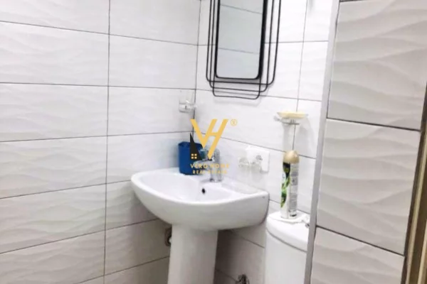 Shtepi me qera Garsoniere ne Tirane - 30,000 Leke