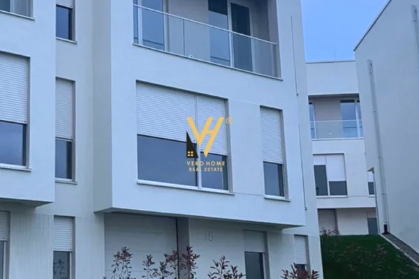 Casa in affitto 3+1 a Tirana - 1,500 Euro