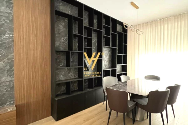 Casa in affitto 3+1 a Tirana - 1,500 Euro