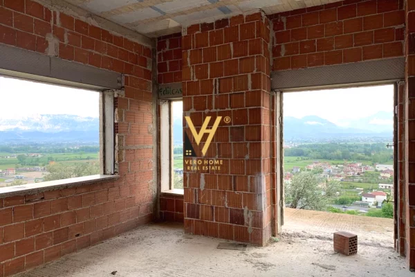 Shtepi ne shitje 5+1 ne Tirane - 500,000 Euro