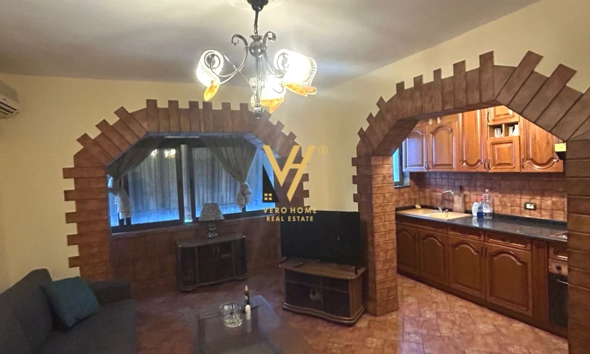 Shtepi me qera Apartament ne Tirane, 2+1, Mobilimi E mobiluar, Pagesa 70,000  Leke.