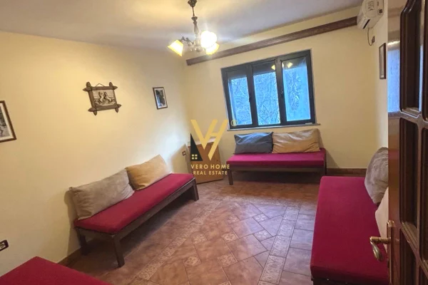 Shtepi me qera Apartament ne Tirane, 2+1, Mobilimi E mobiluar, Pagesa 70,000  Leke.