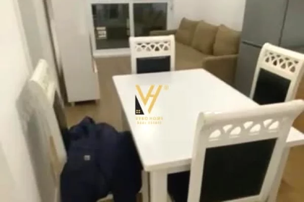 Shtepi me qera 1+1 ne Tirane - 45,000 Leke