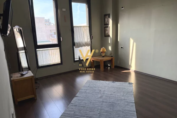 House for Sale 2+1 in Tirana - 14,100,000 Leke