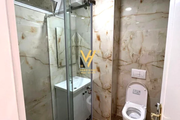 Shtepi me qera Apartament ne Tirane, 2+1, Mobilimi E mobiluar, Pagesa 1,200  Euro.