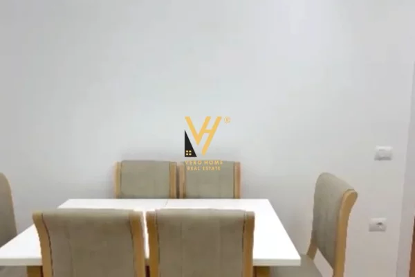 Shtepi me qera 3+1 ne Tirane - 50,000 Leke