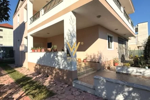 Shtepi me qera 6+1 ne Tirane - 90,000 Leke