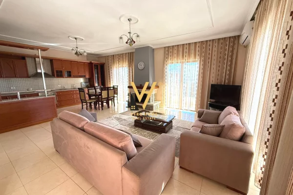 Shtepi me qera 6+1 ne Tirane - 90,000 Leke