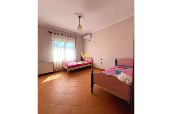 Shtepi me qera 3+1 ne Tirane - 1,200 Euro