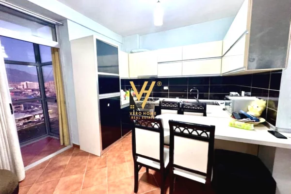 Shtepi me qera Apartament ne Tirane, 2+1, Mobilimi E mobiluar, Pagesa 500  Euro.