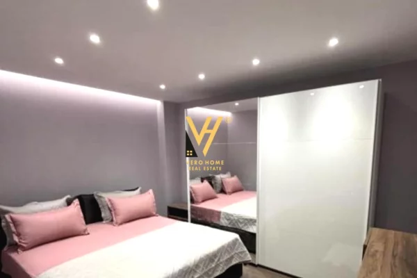 Shtepi me qera Apartament ne Tirane, 1+1, Mobilimi E mobiluar, Pagesa 700  Euro.