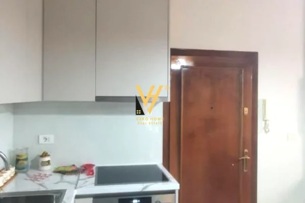 Shtepi me qera 2+1 ne Tirane - 60,000 Leke