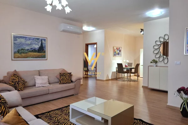 Shtepi me qera 2+1 ne Tirane - 85,000 Leke